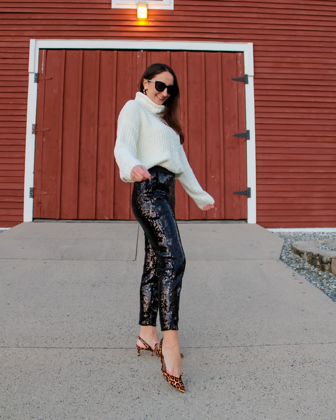 Dark Brown Leopard Leggings Outfits (3 ideas & outfits)